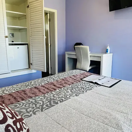Casa Pinha 3* פיגואיירה דה פוז