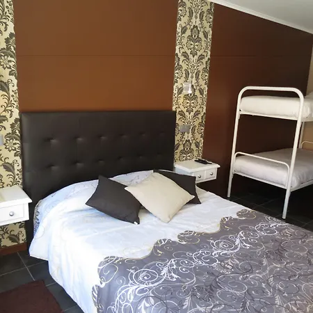 Casa Pinha بيت ضيافة فيغيورا دا فوز