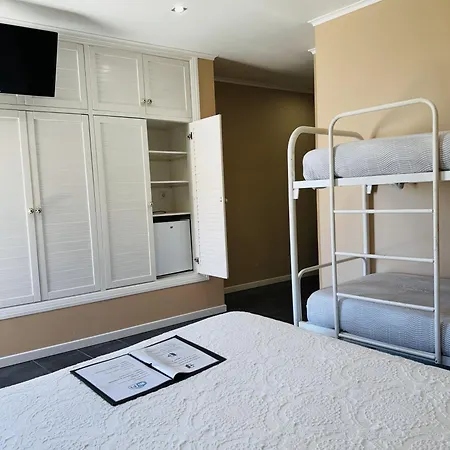 Casa Pinha Πανσιόν Figueira da Foz