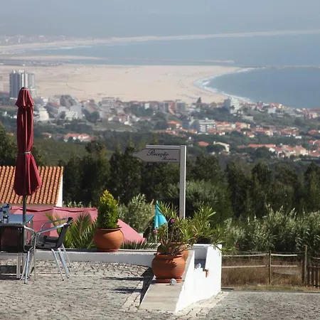 Guest house Casa Pinha 3*