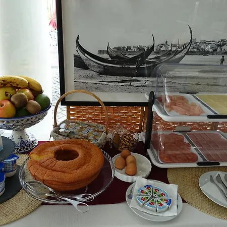 Casa Pinha Πανσιόν Figueira da Foz