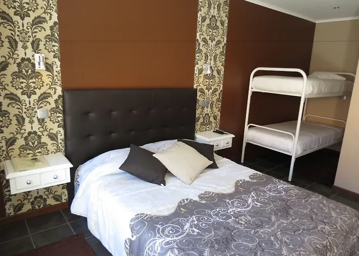 Casa Pinha Гостевой дом Фигейра-да-Фош