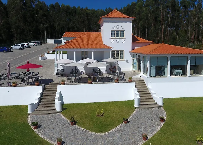 Casa Pinha Гостевой дом Фигейра-да-Фош